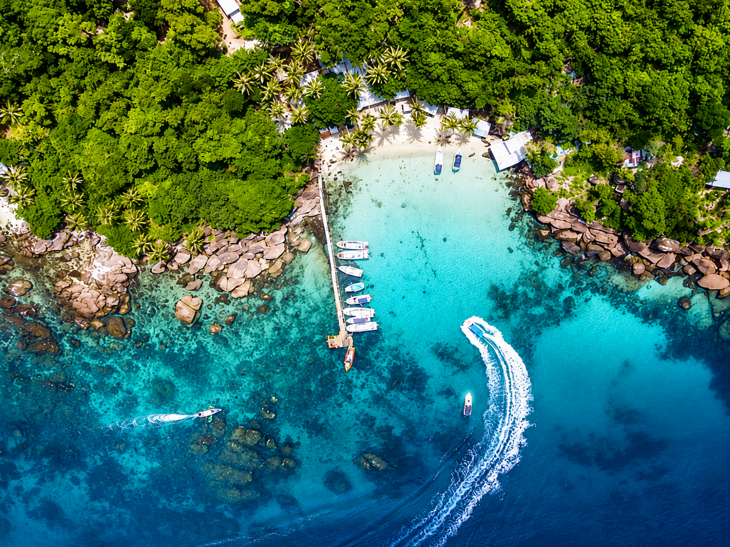 Phu Quoc 4 Islands Tour and Hon Thom Cable Car 1-Day Tour
