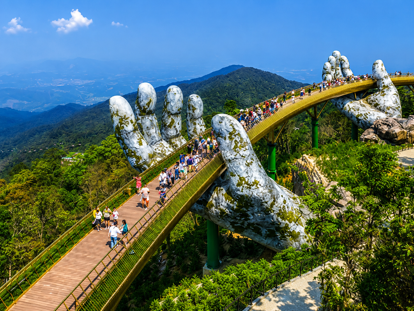 Sun World Ba Na Hills - Golden Bridge