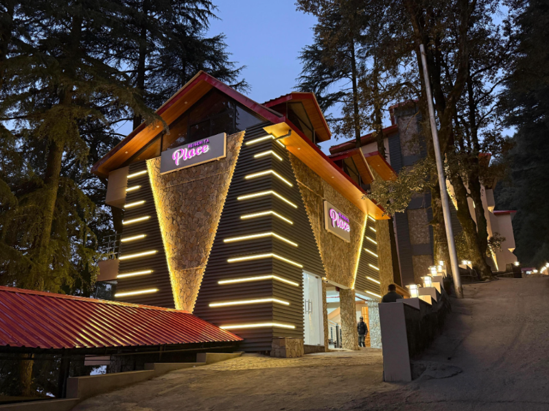 Regenta Place Dalhousie Just 500 meter walkable from Mall Road