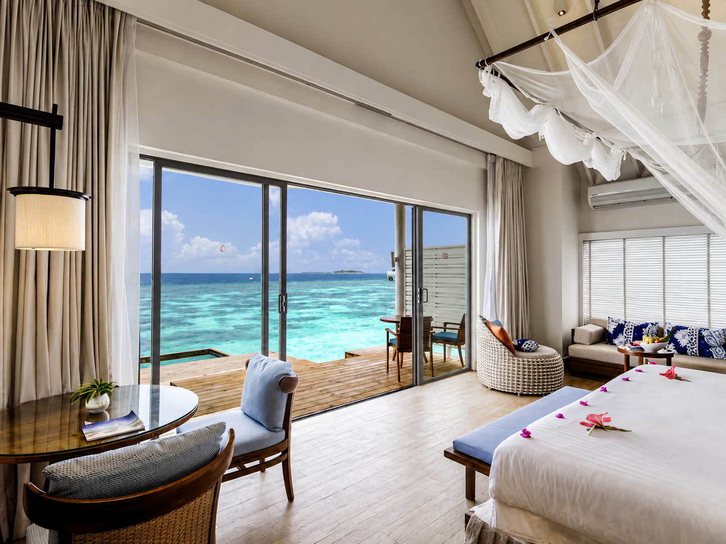 Machchafushi Island Resort & Spa Maldives - The Centara Collection (Ex. Centara Grand Island Resort & Spa)