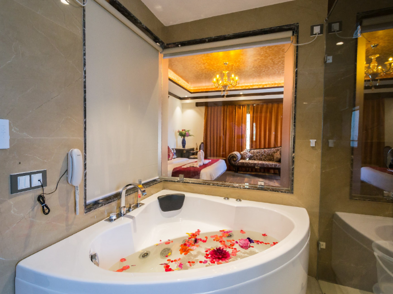 The Highland Park (A Luxury Riverside Resort), Manali