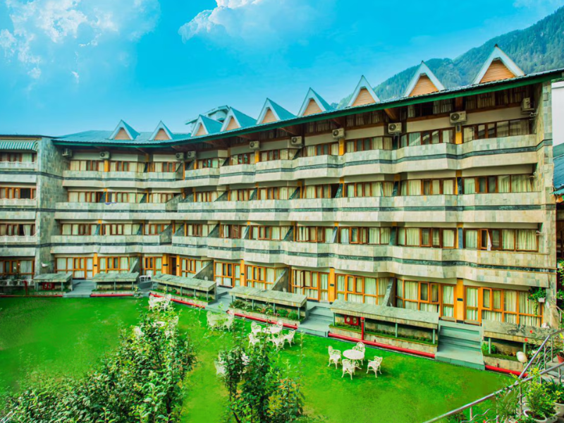 Hotel Piccadily, Manali