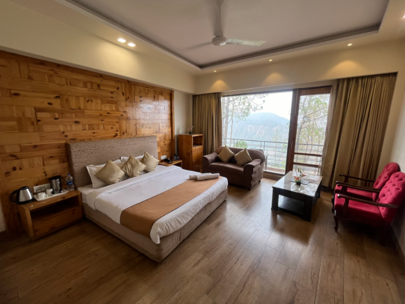 Hotel Barog Heights, Solan