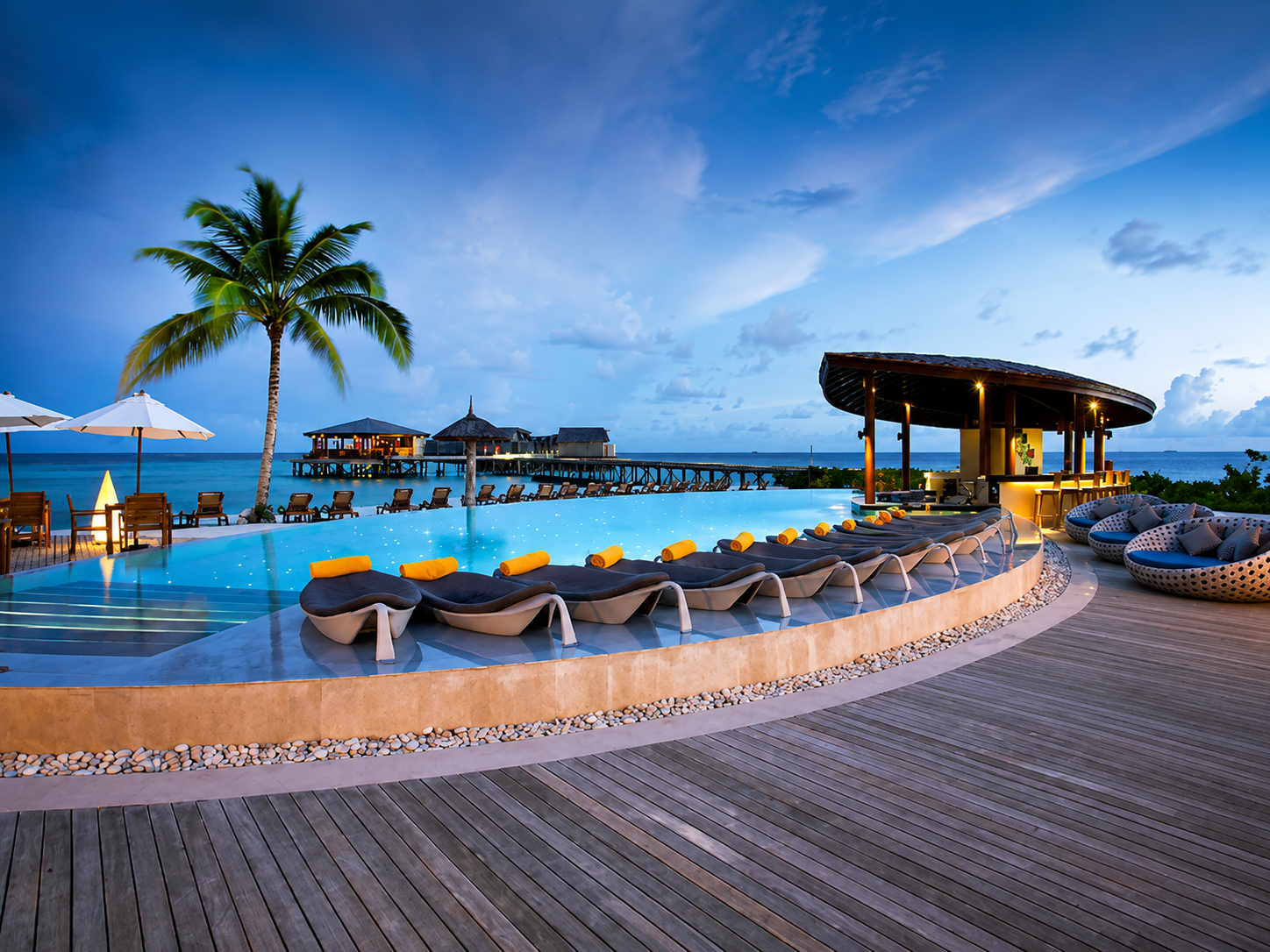 Centara Ras Fushi Resort & Spa Maldives