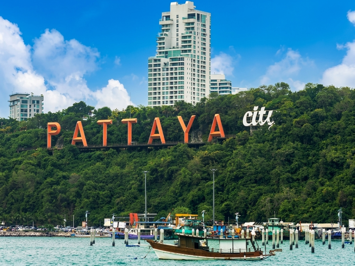 THAILAND TRIO EXPERIENCE | BEACHES, NIGHTLIFE & CITY LIFE