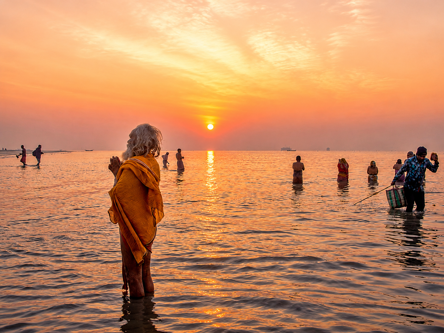 KOLKATA & GANGASAGAR | A SPIRITUAL JOURNEY THROUGH CULTURE & FAITH